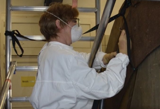 Andrea Ollendorf bei der Arbeit